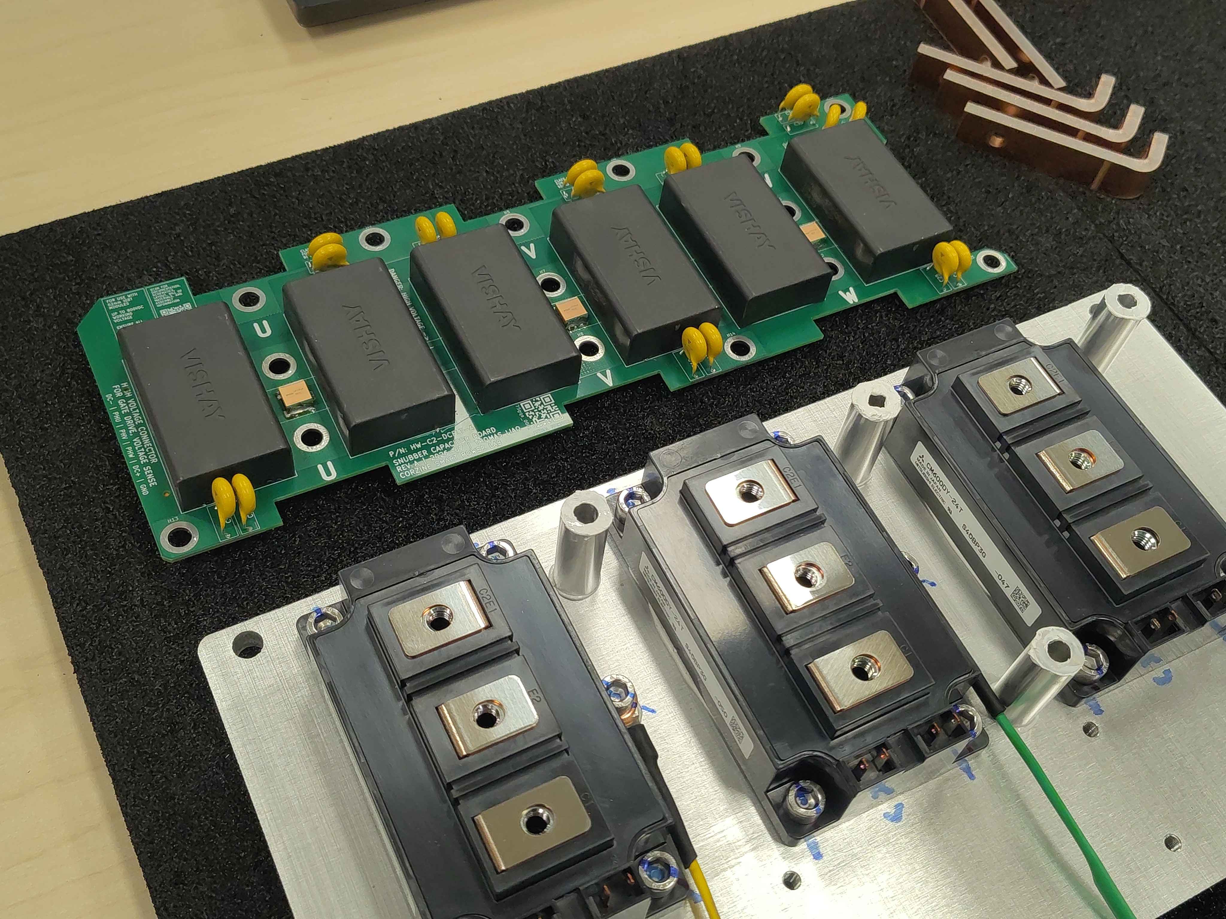 Ensure the DC-link filter board is oriented correctly before placement