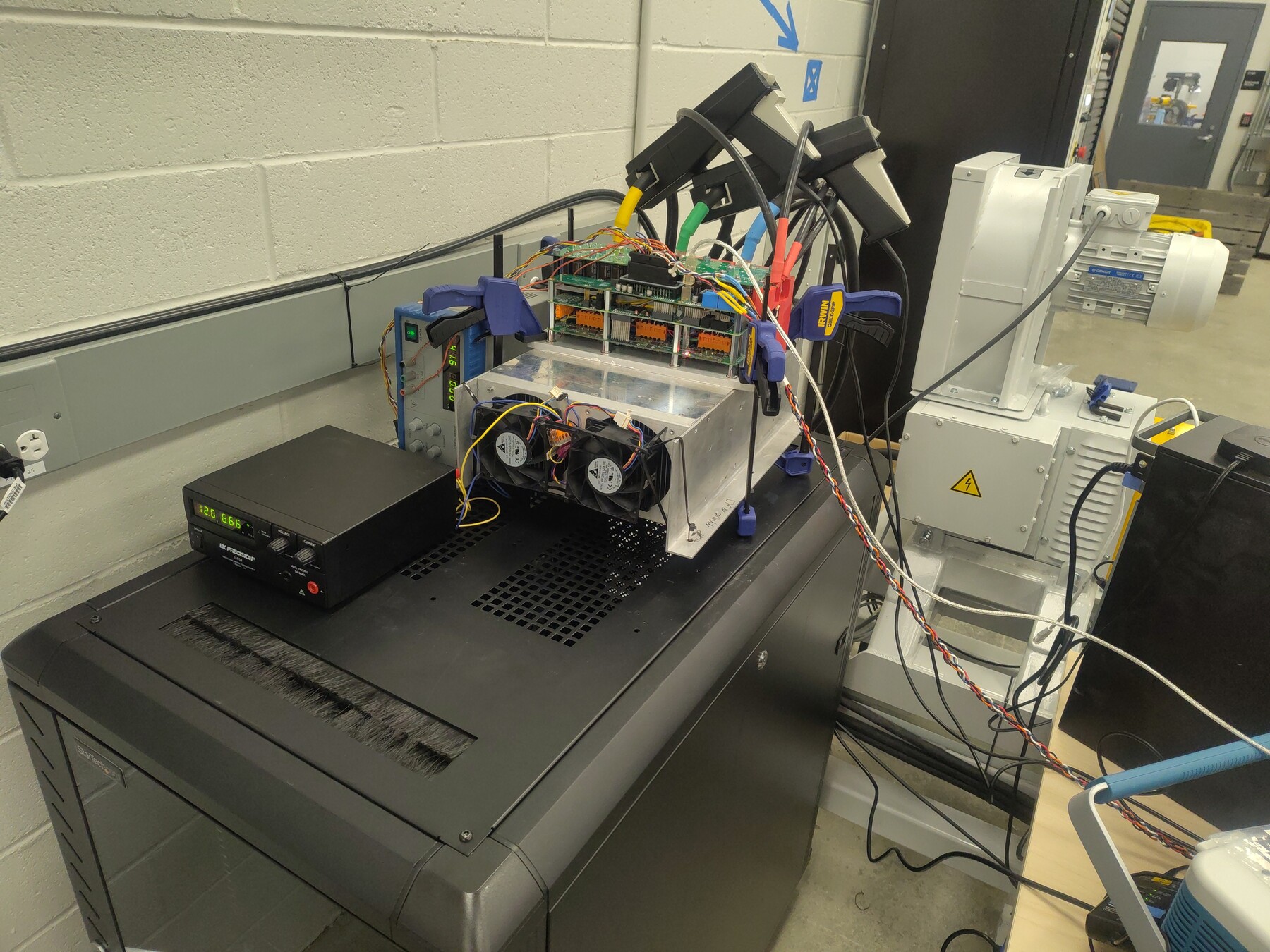 Bench overview with the C2 assembly on the dynamometer
