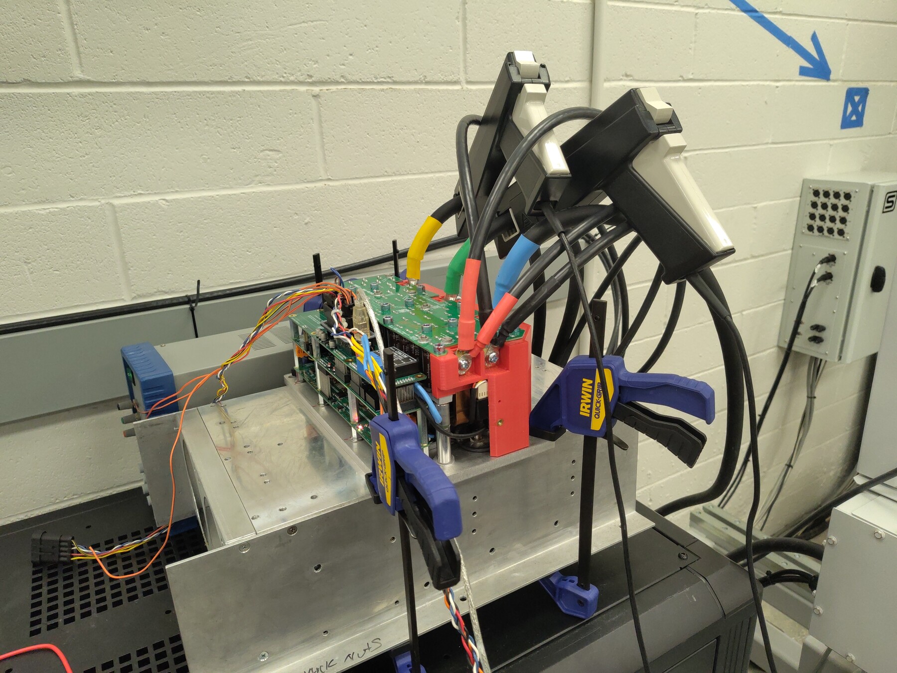 Dynamometer and inverter with the Chroma load bank wiring